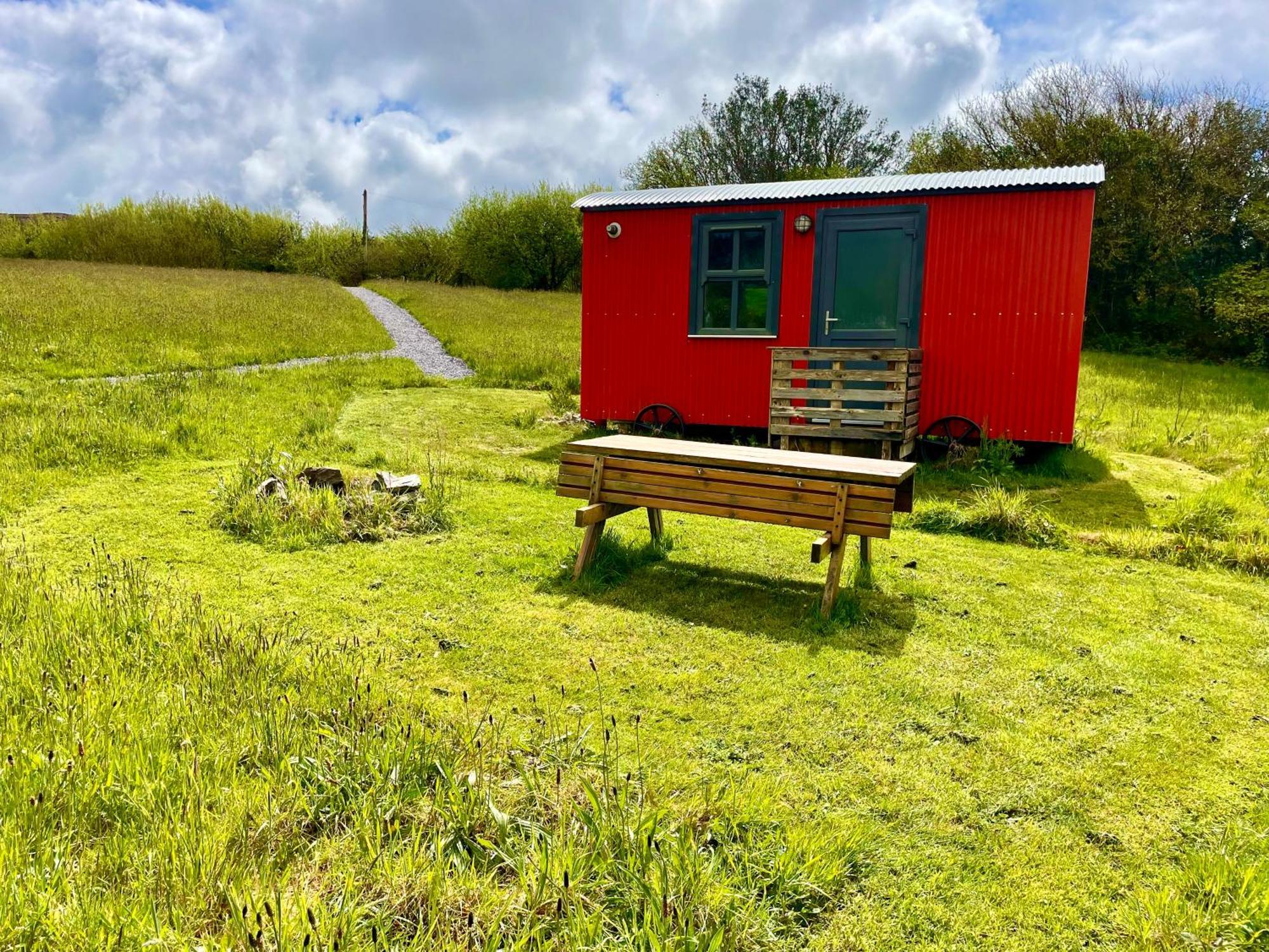 ホテル Stepping Stones Glamping Little Red バントリー エクステリア 写真